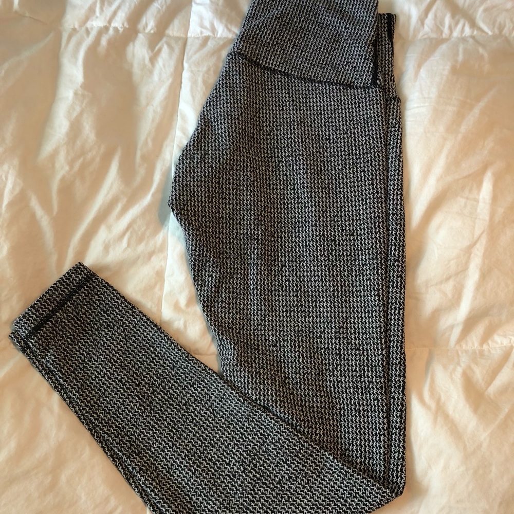 Size 10 WU Lululemon